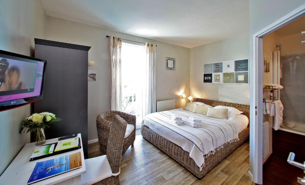 Logis Hotel La Chaize Ноармутие-ан-л'Ил Стая снимка
